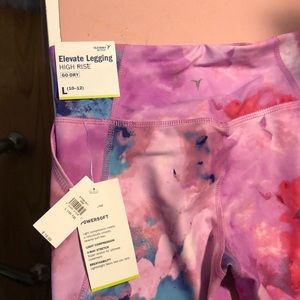 Old Navy Compression shorts girls size 10/12